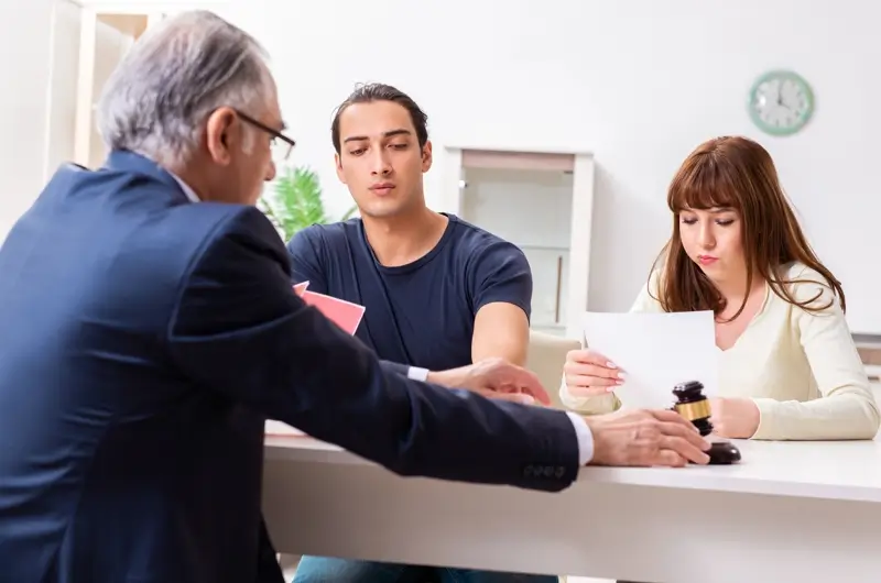 Lawyer Plans Timeline Filing Uncontested Divorce Couple 